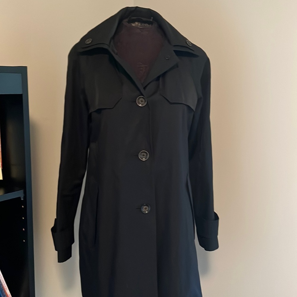 London Fog lined black rain coat with removable hood
